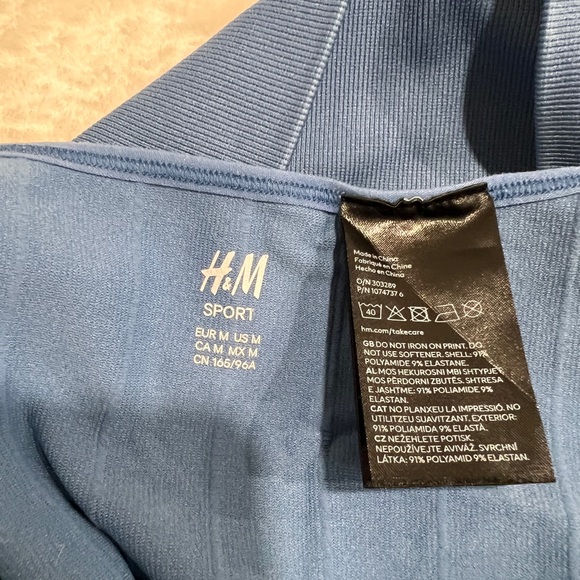 H&M Blue Ribbed Crop Top and Shorts Set - Picture 5 of 6